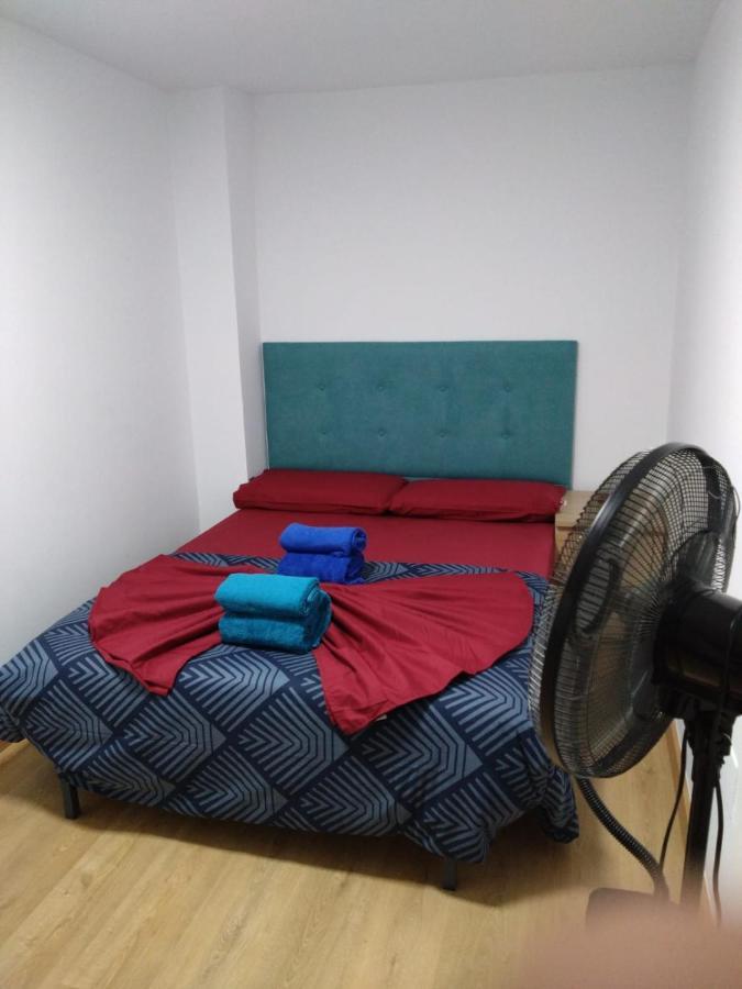 Room As A Service - El Mejor En El Centro De มาลากา ภายนอก รูปภาพ